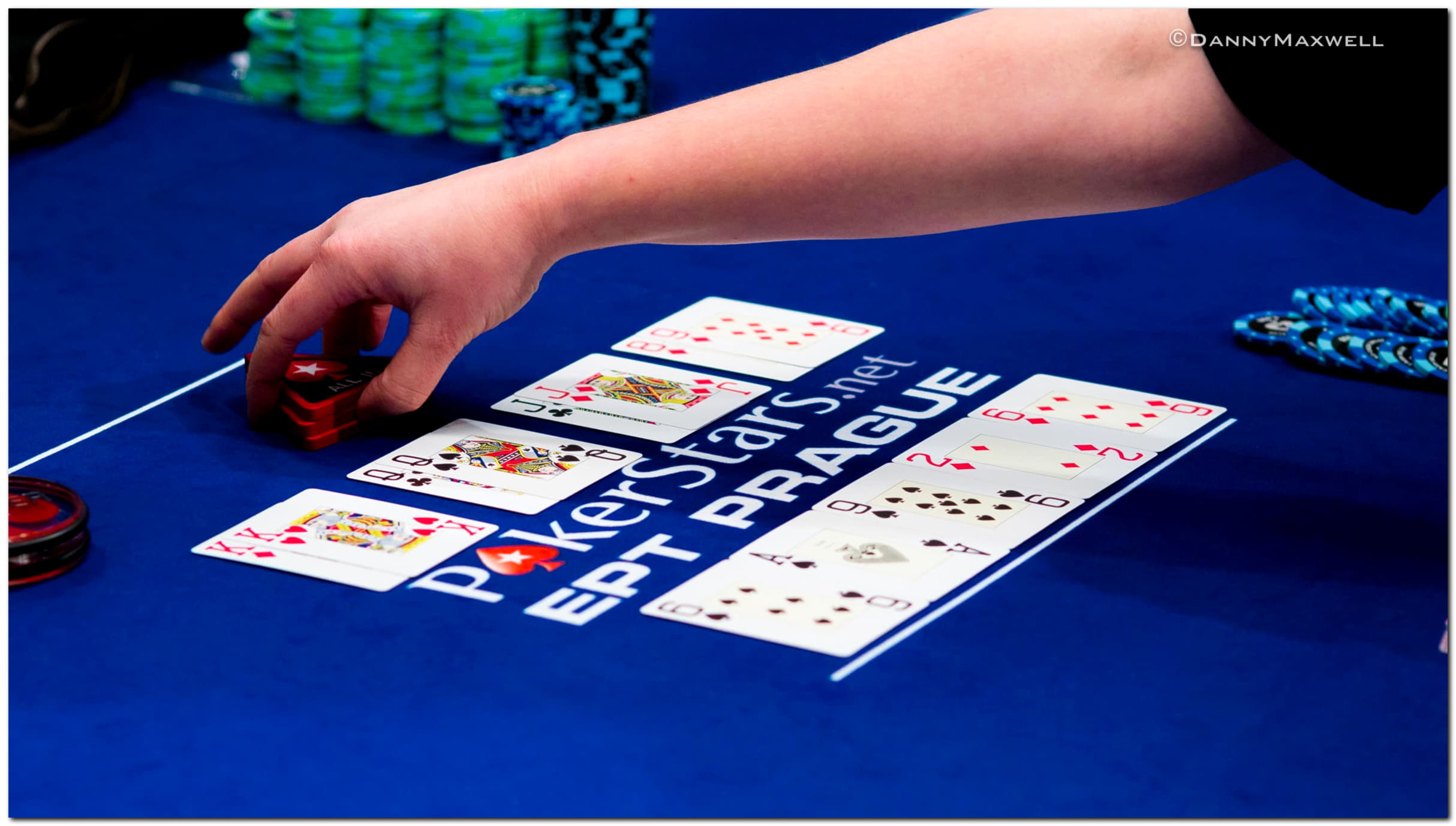 EURO 888 Mobile freeroll slot tournament at Casino Classic