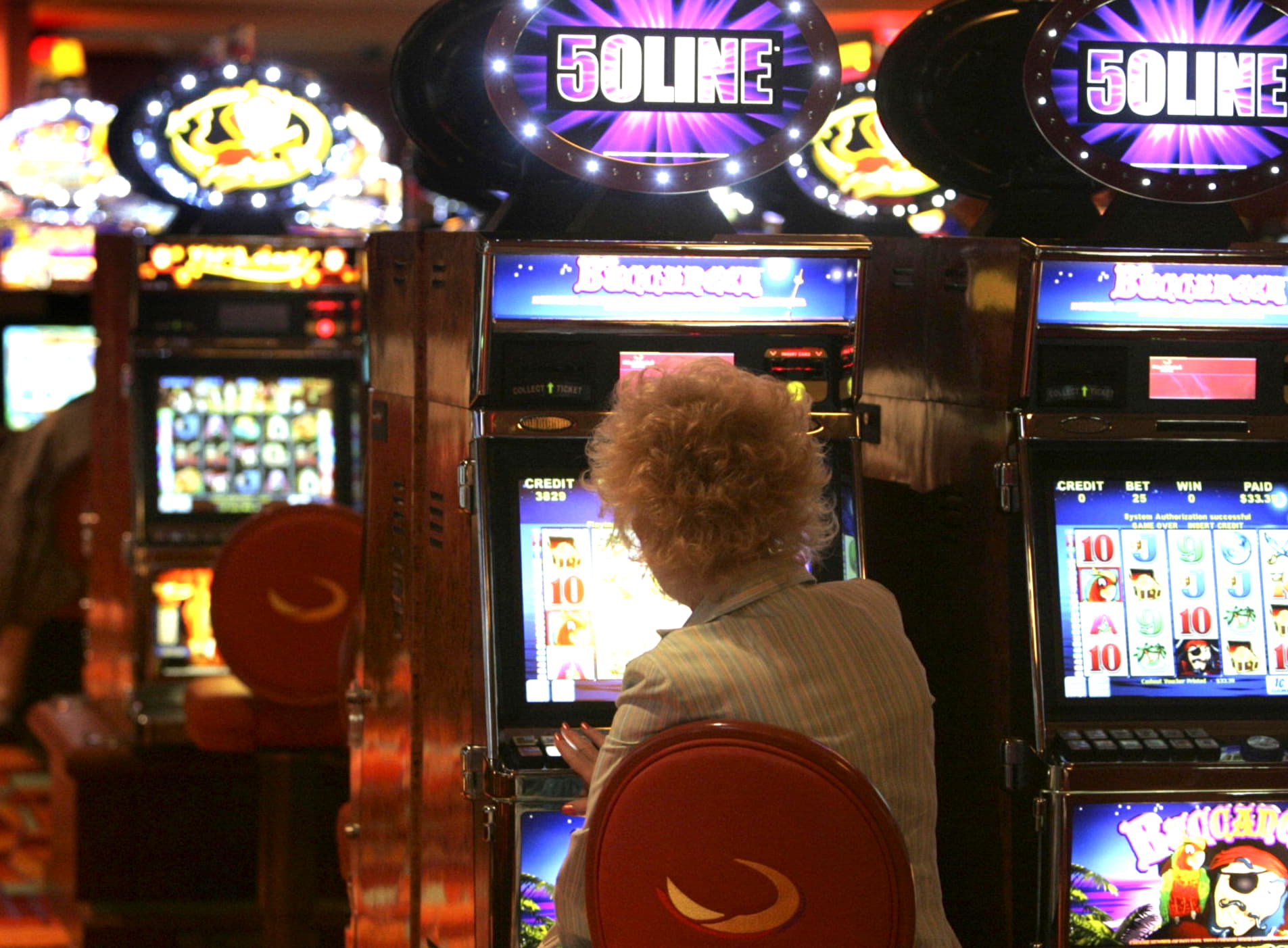 20 Free spins no deposit casino at Lucky Emperor Casino