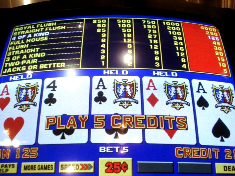 $1305 no deposit bonus code at Canada Casino 
